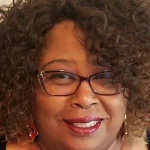 Meet your Posher, Rochelle